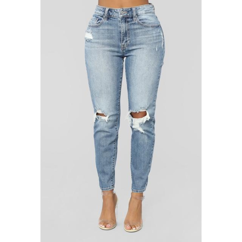 Fashion Nova Mom Jeans